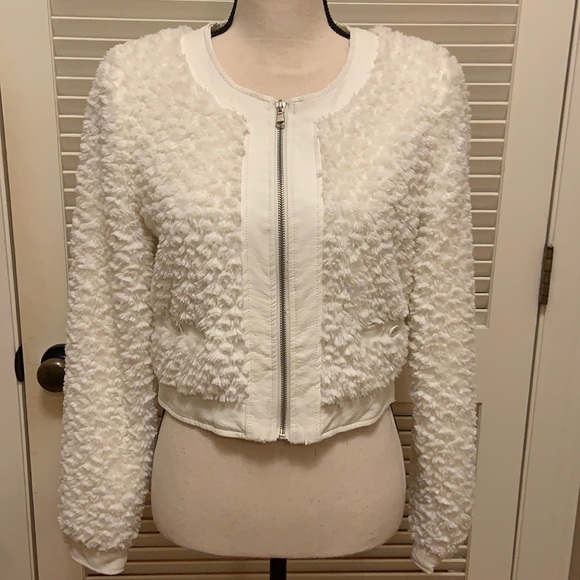 Forever 21 XXI White Fur Jacket - Picture 1 of 15